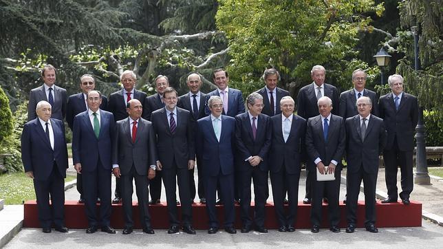 Foto de familia Palacio de la Moncloa. Presidente del Gobierno con el Consejo Empresarial para la Competitividad